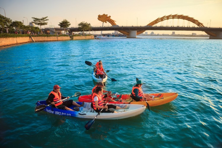 Chèo thuyền kayak sông hàn đà nẵng