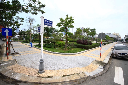 Khu vực nghiên cứu quy hoạch Quảng trường trung tâm TP Đà Nẵng đang có một công viên nhỏ