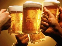 Đàn ông Việt uống rượu bia gấp 4 lần bình quân của thế giới