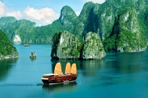 Du lịch biển Việt Nam: Giàu tiềm năng - "Nghèo" dịch vụ